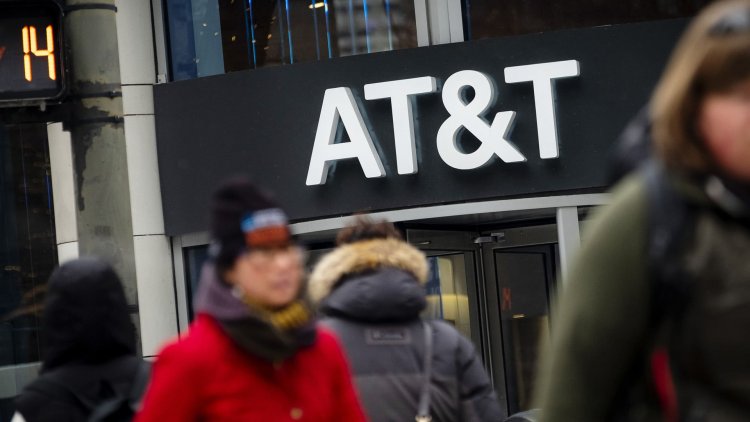 Raymond James upgrades AT&T to strong buy, says telecom giant can surge 40%