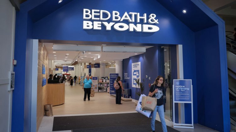 Bed Bath & Beyond shares fall after interim CEO Sue Gove appointed to position permanently