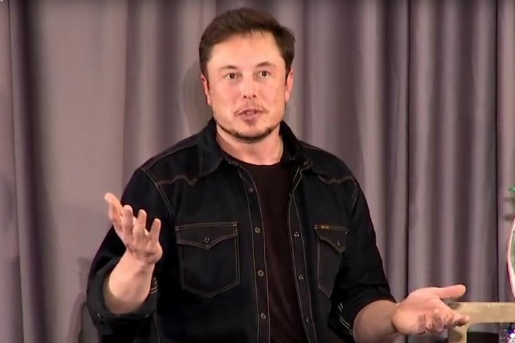 Elon Musk cleans out C-suite at Twitter, which he reportedly owns now