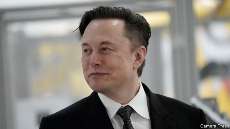 Elon Musk buys Twitter at last