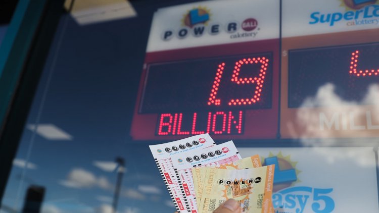 Powerball drawing held for record $2.04 billion jackpot after delay of hours