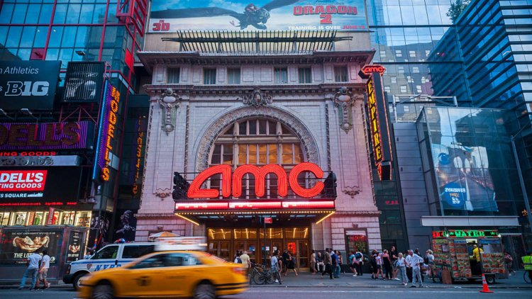 AMC Entertainment reports another quarterly loss despite higher revenue