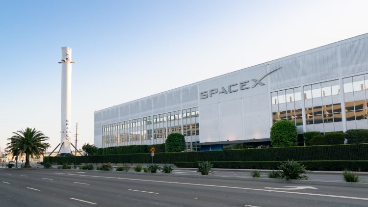 Former SpaceX employees file labor complaints alleging retaliatory firings by Elon Musk's company