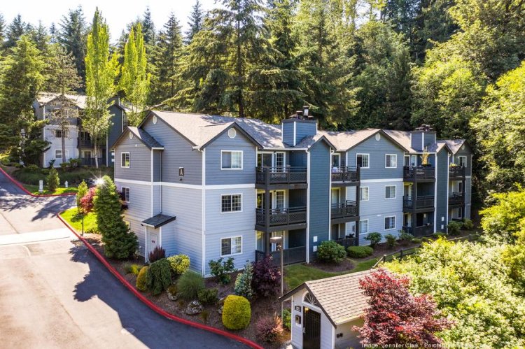 Multifamily investor makes $79M bet on Seattle market as rents decline