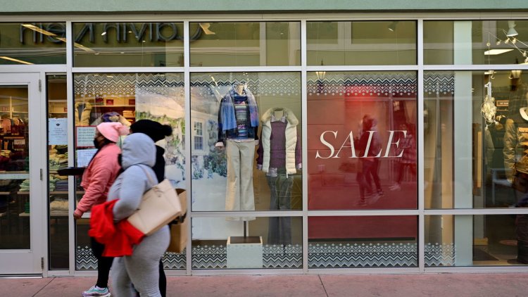 Retailers are under pressure to turn deep discounts into big sales on Black Friday