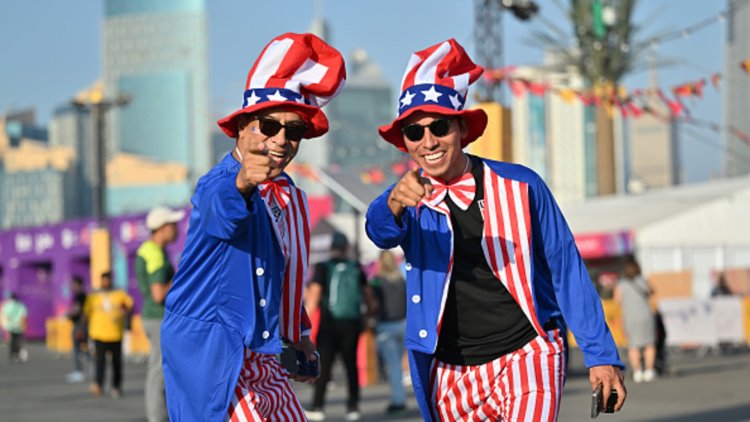 U.S. ties with England to keep World Cup dreams alive