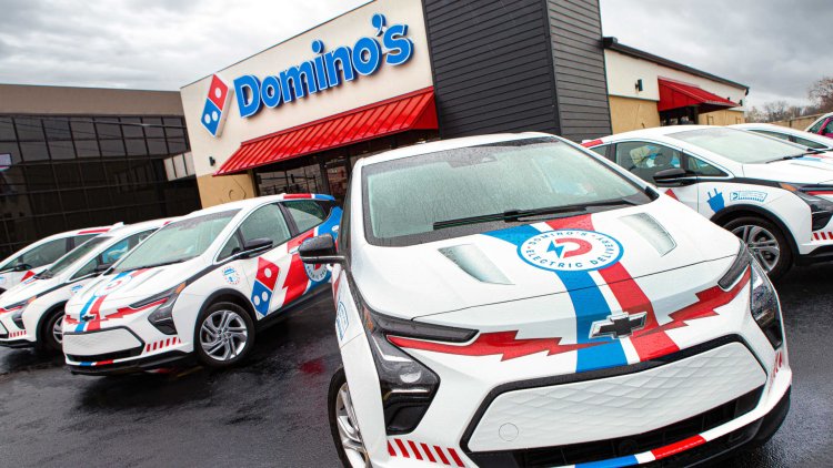 What Domino's new fleet of 800 GM Chevy Bolt EVs means for the future of pizza delivery