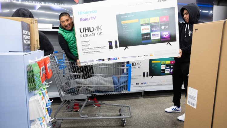 Black Friday was better than feared for retail stocks — Two potential big winners