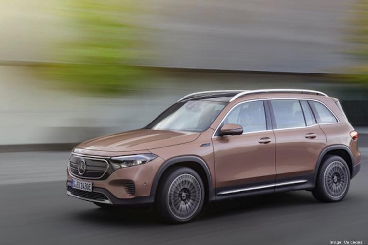 Weekend Wheels: Mercedes builds electric future with EQB crossover