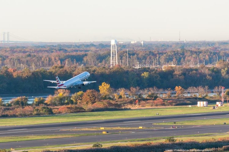 PHL holiday traffic will increase this year. Here are the days expected to be the busiest.