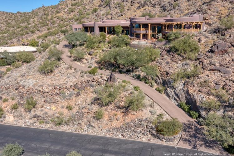 Freeport-McMoRan CEO lists Paradise Valley home