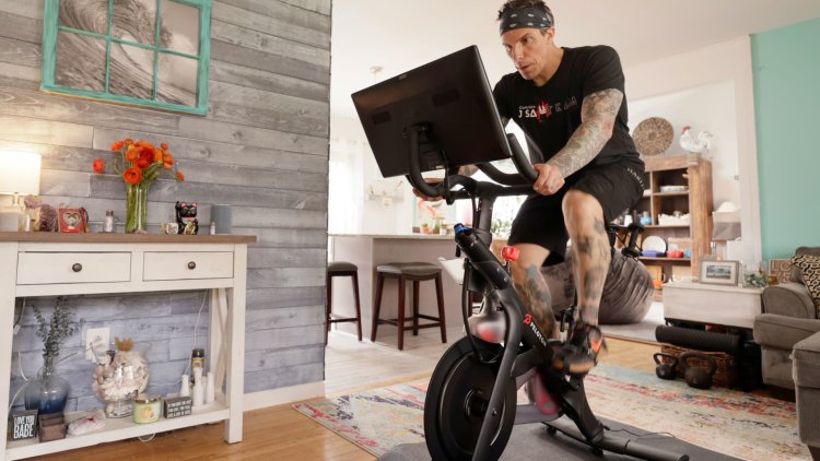 Peloton shares surge 26% after fitness company posts subscription revenue growth