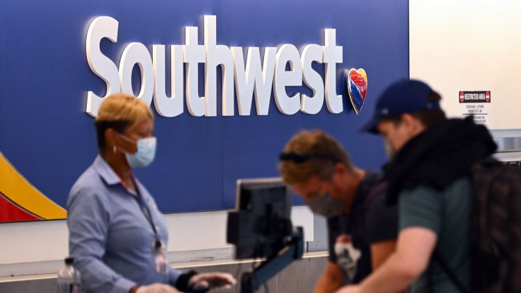 Southwest executive tells Senate 'we messed up' in holiday travel chaos