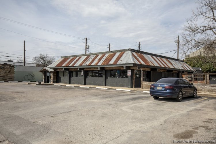 Food hall to replace Gourdough’s on South Lamar