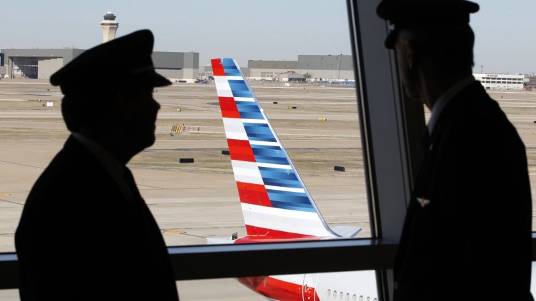 American Airlines pilots' union calls strike authorization vote as contract talks continue