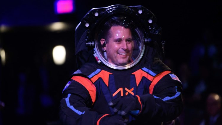 Axiom unveils spacesuits for NASA's upcoming Artemis moon missions