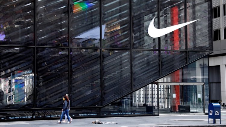 Nike holiday quarter beats expectations but inventories weigh on margins