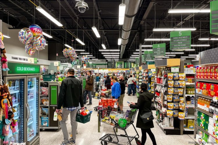 Publix remains dominant in Florida despite competition