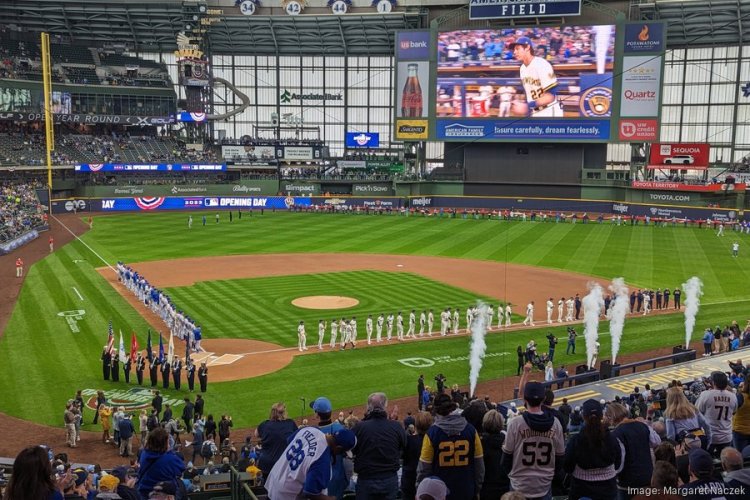 Milwaukee Brewers sell out home opener, treat fans with win