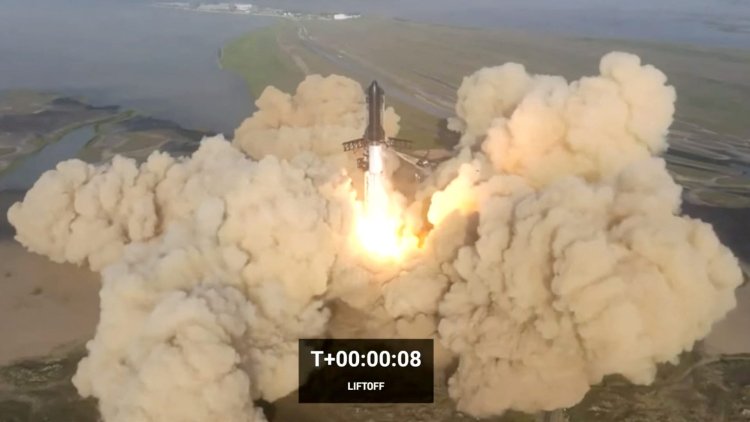 SpaceX launches towering Starship rocket but suffers mid-flight failure