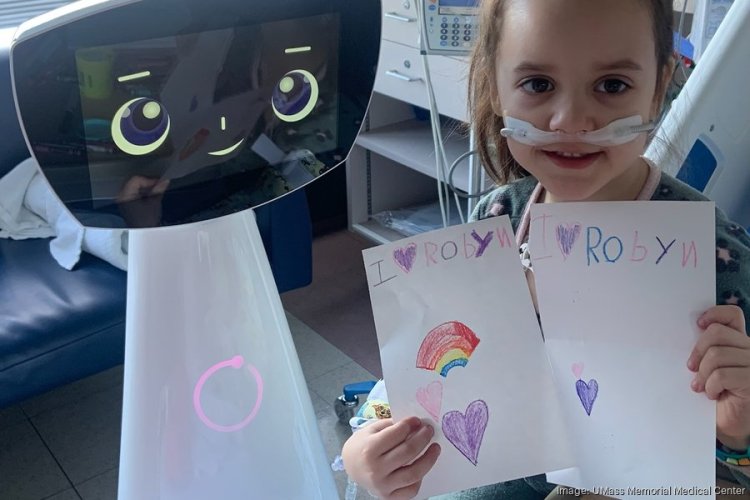 Meet Robin, UMass Memorial’s new pediatric robot